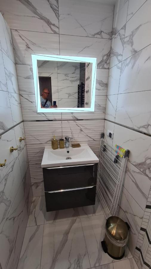 Apartament Deluxe 2 Auschwitz Buitenkant foto